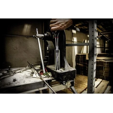 Facom 185.34L Pour Latelier Pince Plate à Becs Ronds Droite 340 Mm 3 Facom 185.34L Pour Latelier Pince Plate à Becs Ronds Droite 340 Mm – Image 3